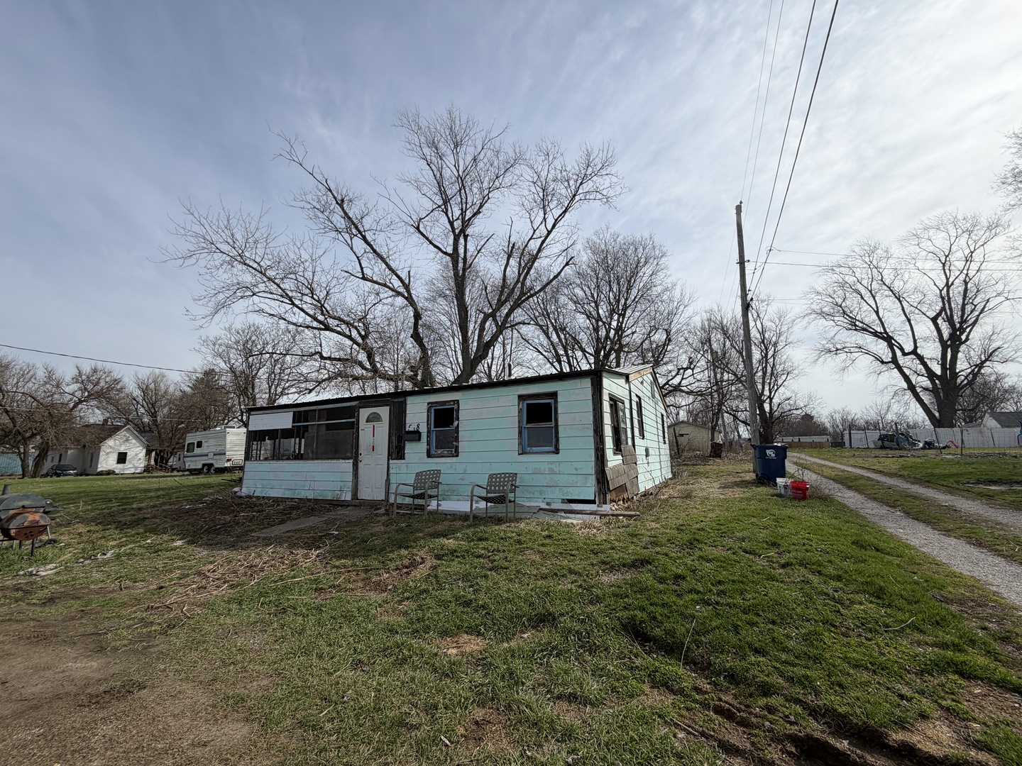 538 North Austin Street Paris IL 61944