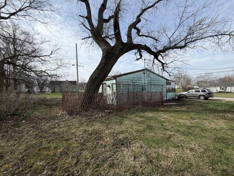 538 North Austin Street Paris IL 61944