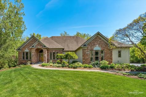 8N419 Sunny Hill Circle Elgin IL 60124