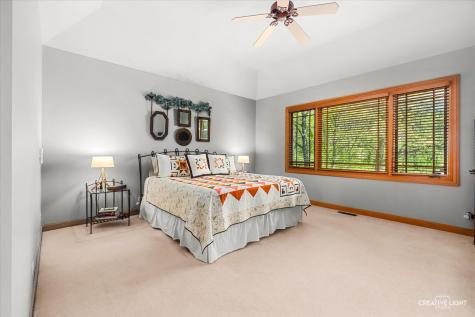 8N419 Sunny Hill Circle Elgin IL 60124