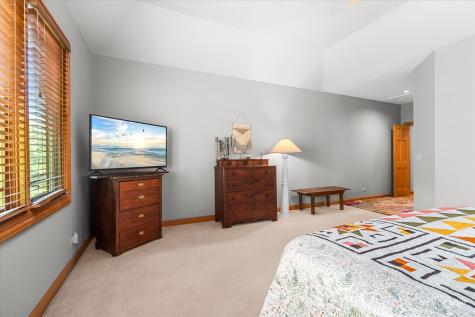 8N419 Sunny Hill Circle Elgin IL 60124
