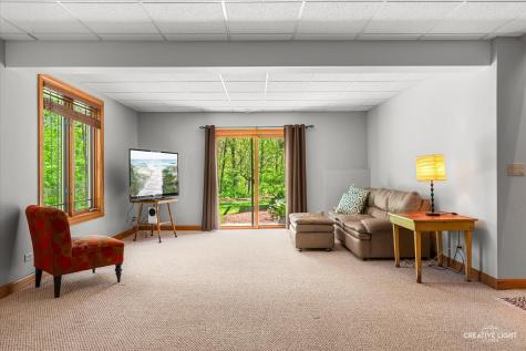 8N419 Sunny Hill Circle Elgin IL 60124