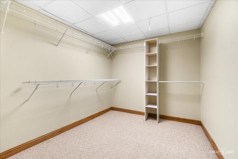 8N419 Sunny Hill Circle Elgin IL 60124