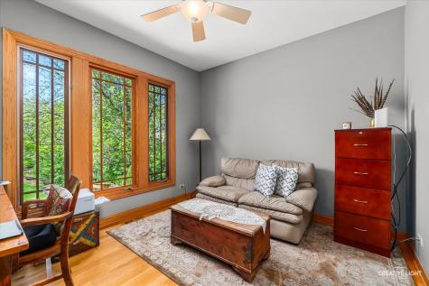 8N419 Sunny Hill Circle Elgin IL 60124
