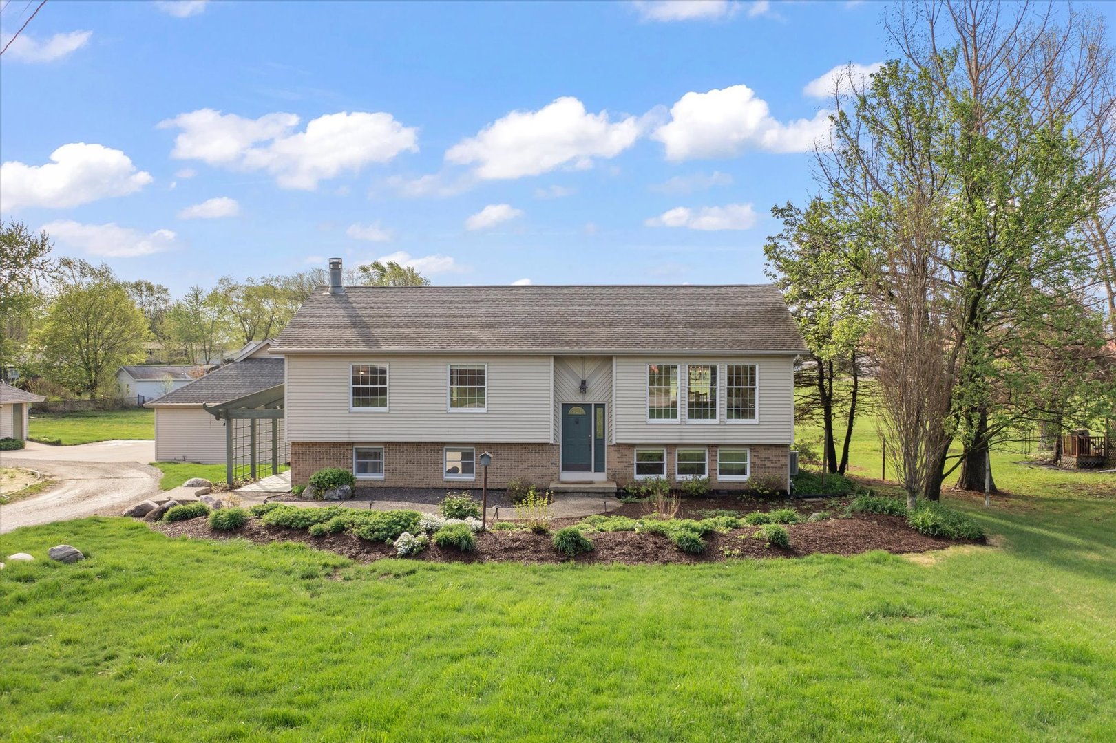 1205 West State Street Mahomet IL 61853