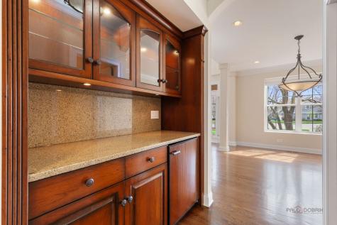 1133 Jessica Lane Libertyville IL 60048