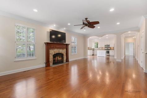 1133 Jessica Lane Libertyville IL 60048