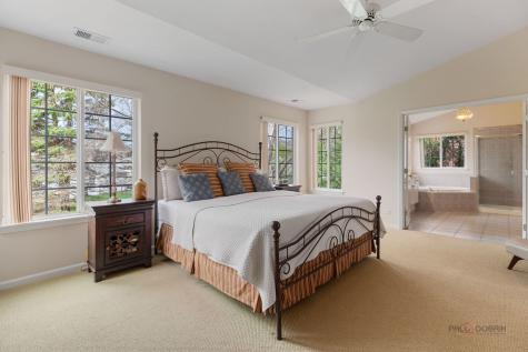 1133 Jessica Lane Libertyville IL 60048