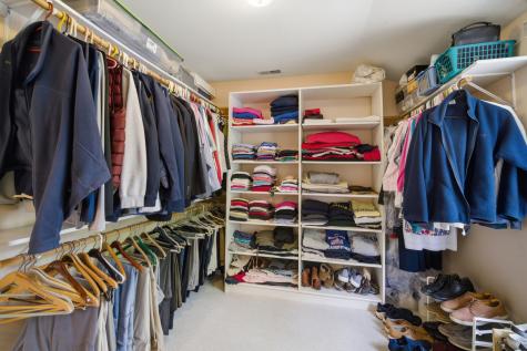 827 Liberty Bell Lane Libertyville IL 60048