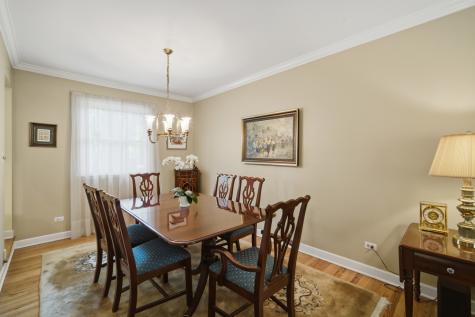 827 Liberty Bell Lane Libertyville IL 60048