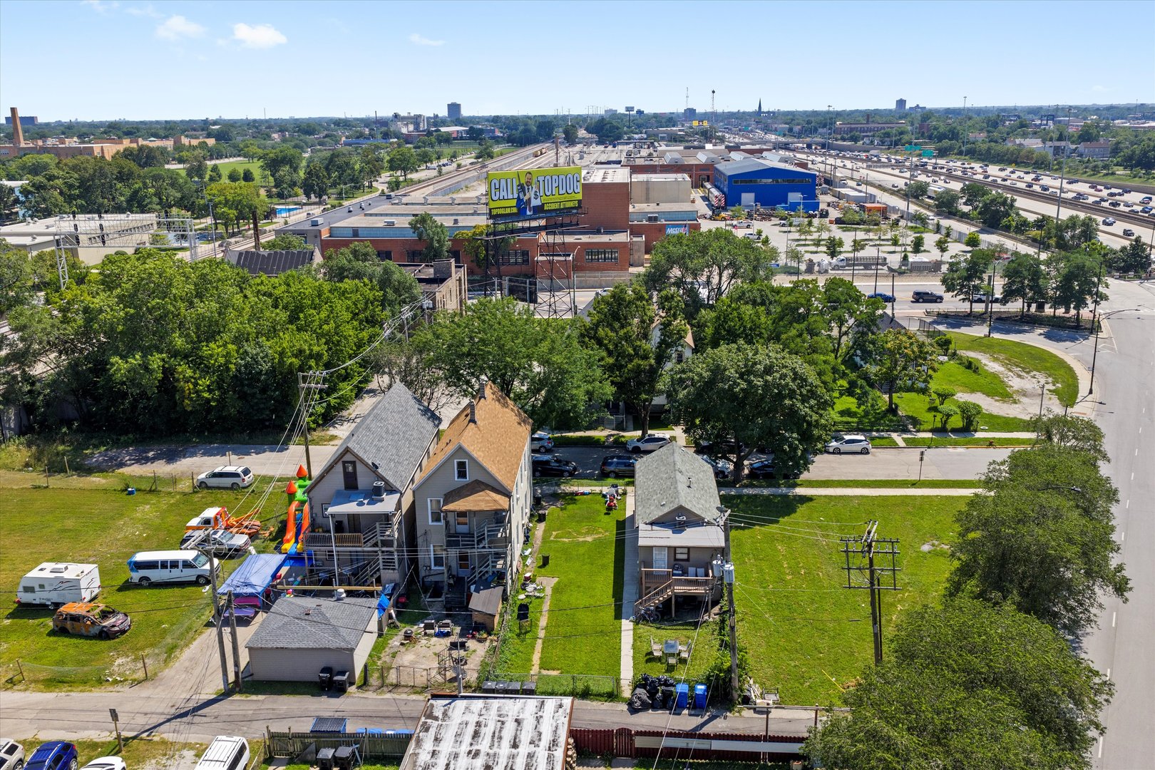 142 West Swann Street Chicago IL 60609