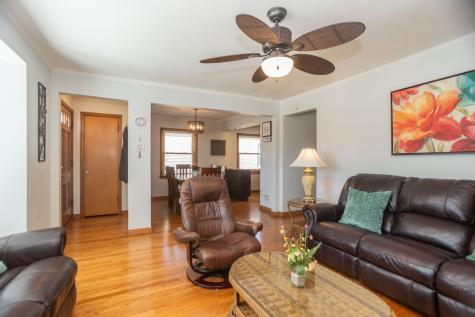 5121 North Nottingham Avenue Chicago IL 60656
