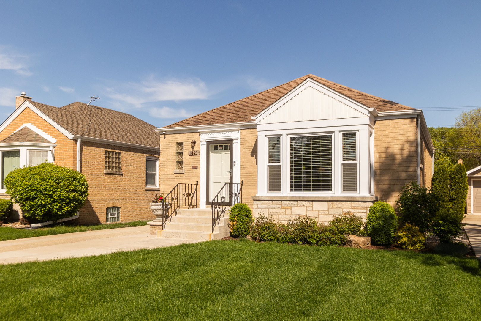 5121 North Nottingham Avenue Chicago IL 60656