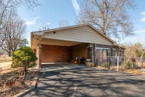 220 Kane Drive Herrin IL 62948