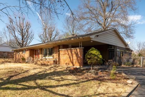 220 Kane Drive Herrin IL 62948