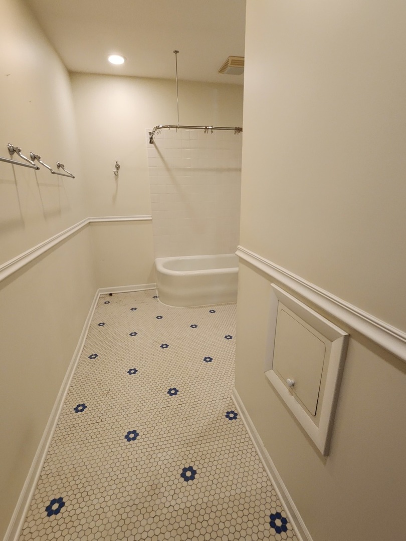 1822 North Mulligan Avenue Chicago IL 60639