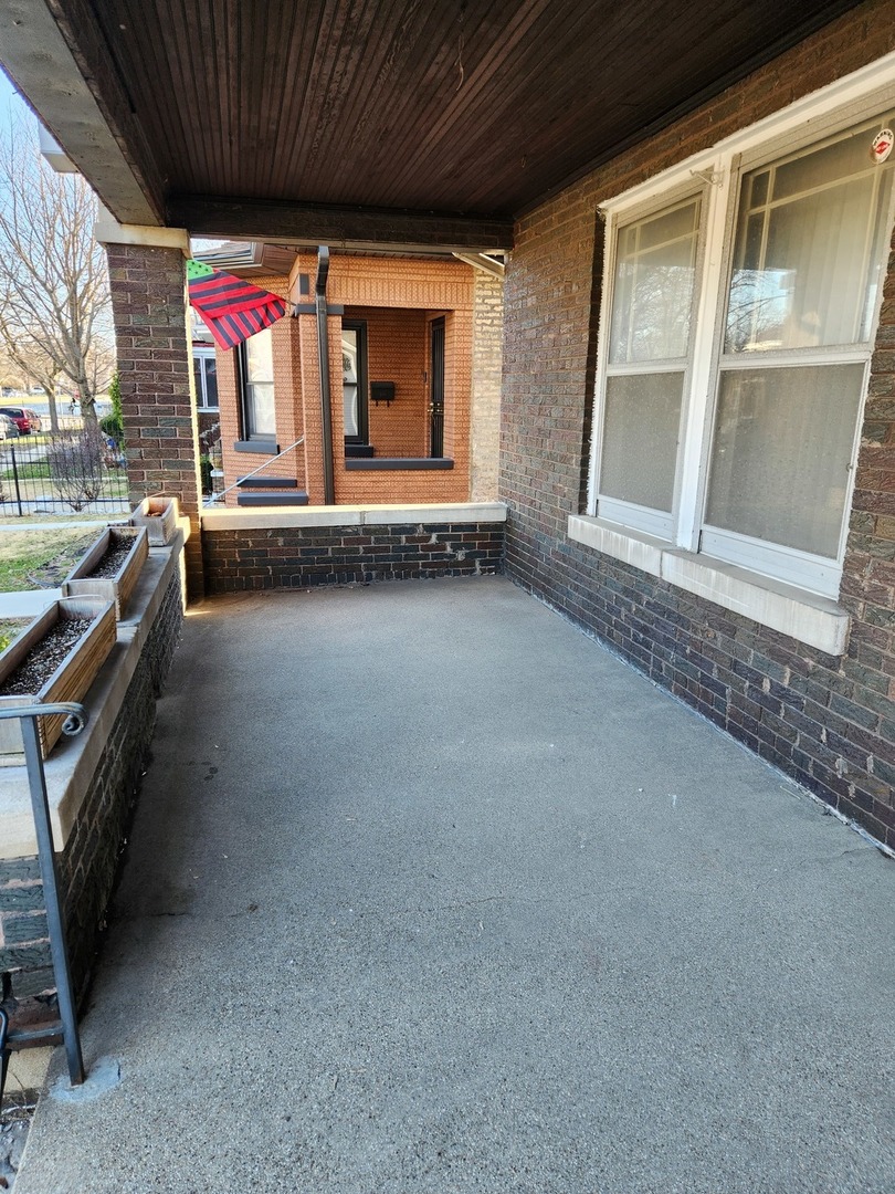 1822 North Mulligan Avenue Chicago IL 60639