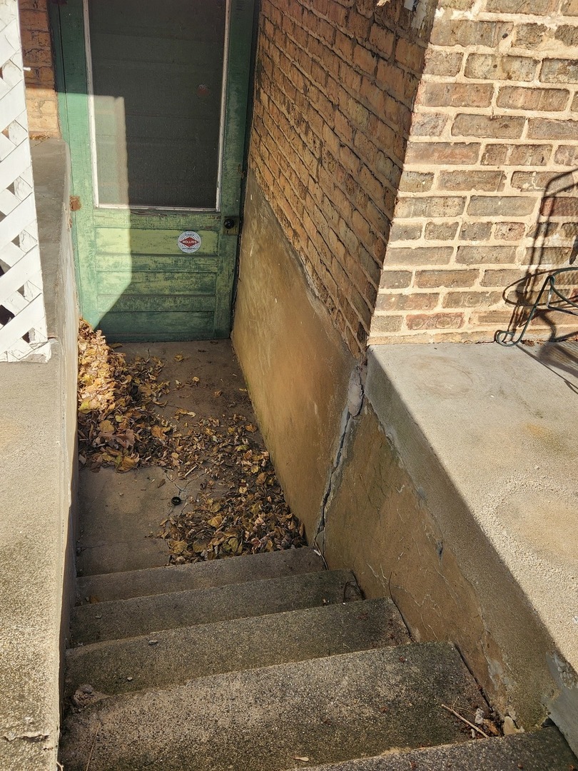 1822 North Mulligan Avenue Chicago IL 60639