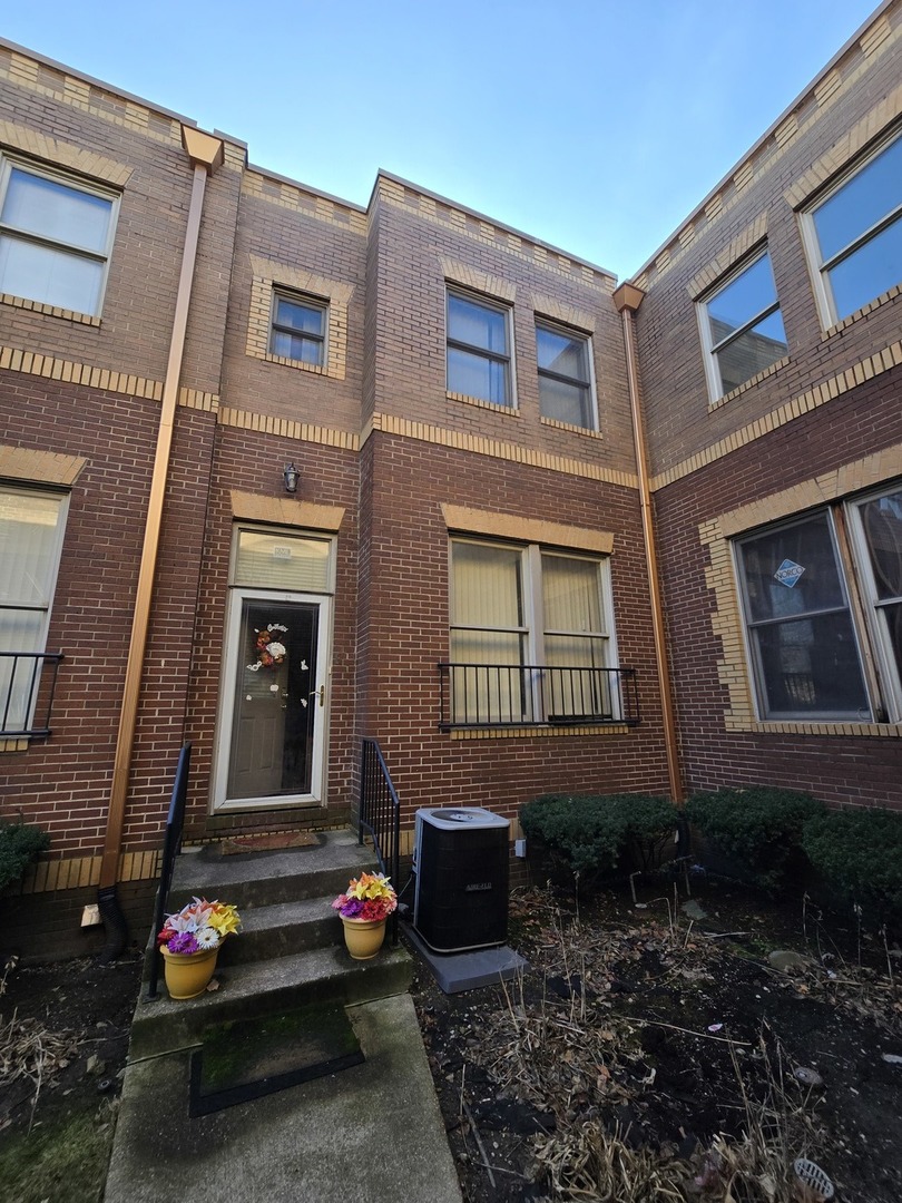 1863 West 107th Street Chicago IL 60643