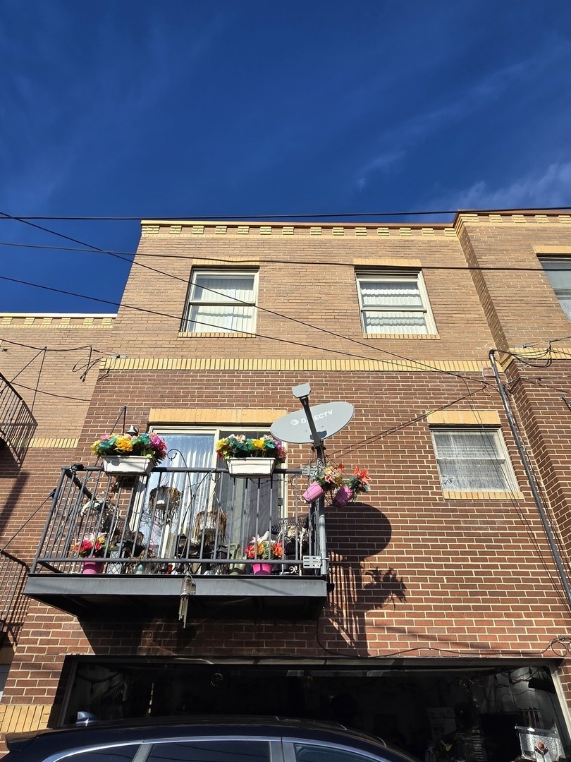 1863 West 107th Street Chicago IL 60643