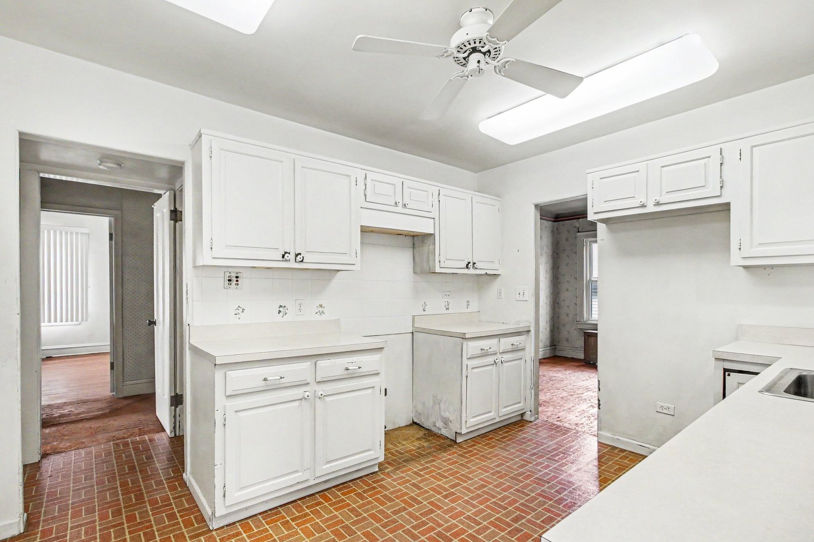 289 South Pick Avenue Elmhurst IL 60126