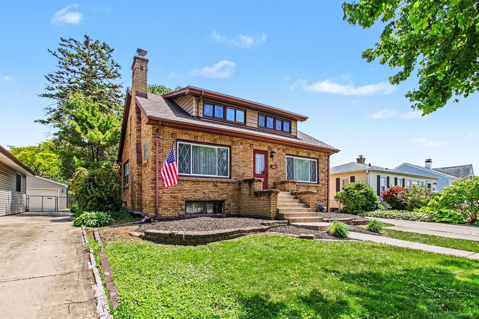 289 South Pick Avenue Elmhurst IL 60126