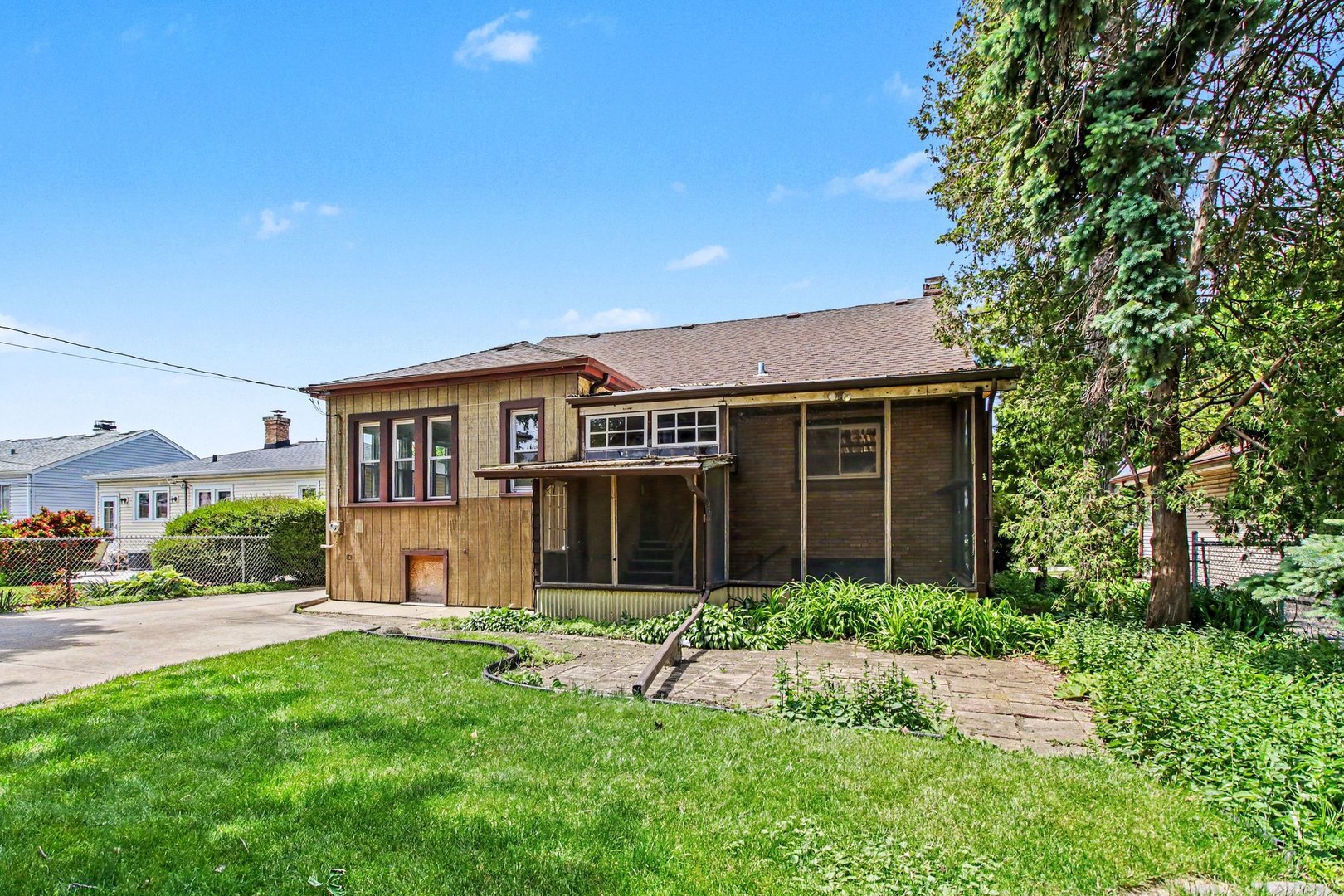 289 South Pick Avenue Elmhurst IL 60126