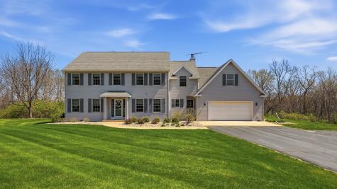 1967 East Cross Road Galena IL 61036