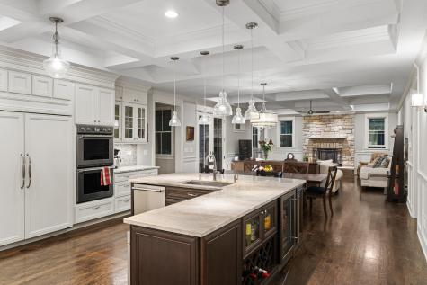 326 East Central Road Arlington Heights IL 60005
