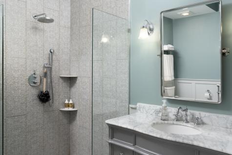 326 East Central Road Arlington Heights IL 60005