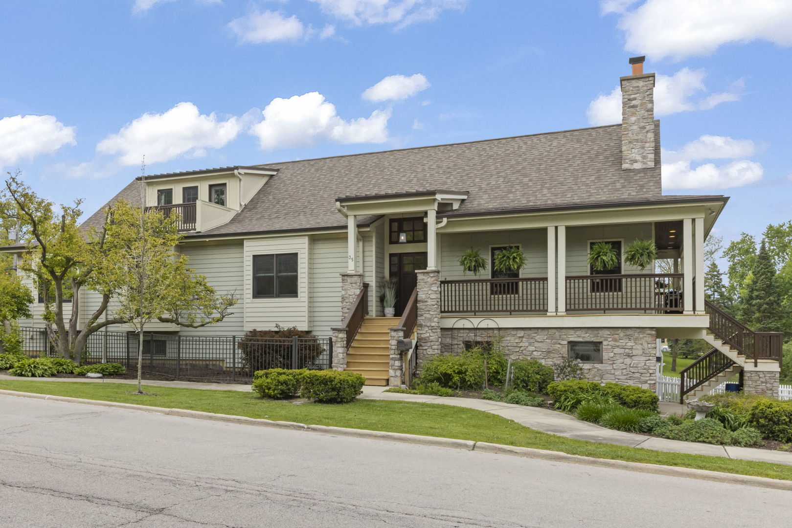 35 South Wilmette Avenue Westmont IL 60559