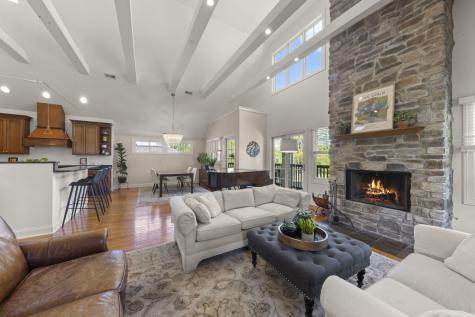 35 South Wilmette Avenue Westmont IL 60559