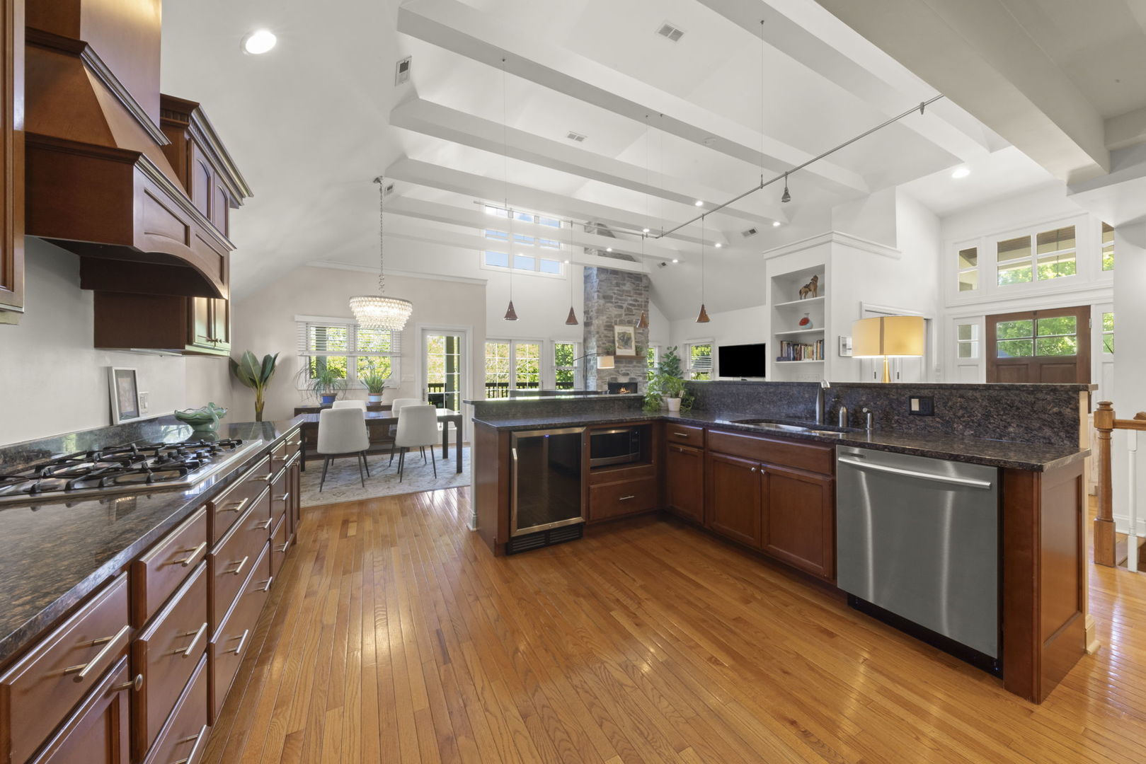 35 South Wilmette Avenue Westmont IL 60559