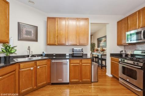 152 Orchards Pass Bartlett IL 60103