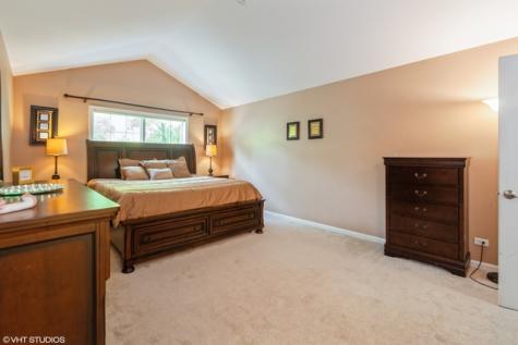 152 Orchards Pass Bartlett IL 60103