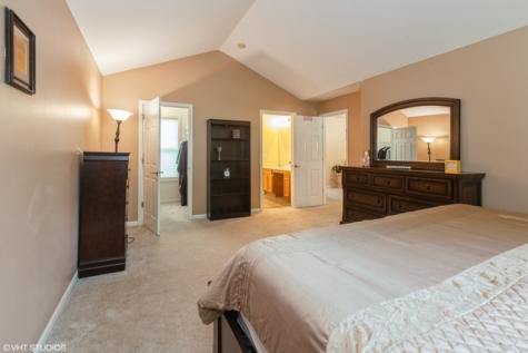 152 Orchards Pass Bartlett IL 60103