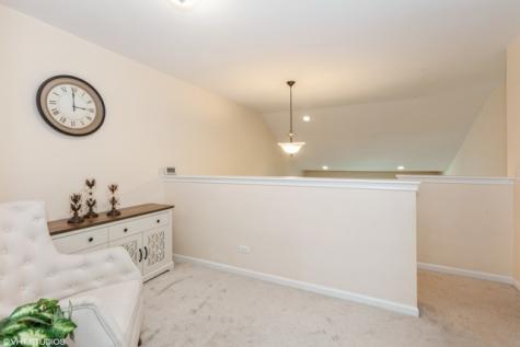 152 Orchards Pass Bartlett IL 60103