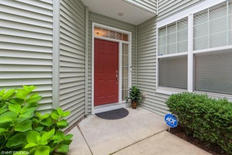 152 Orchards Pass Bartlett IL 60103