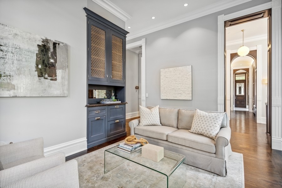 1407 North Hoyne Avenue Chicago IL 60622