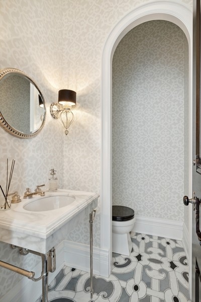 1407 North Hoyne Avenue Chicago IL 60622