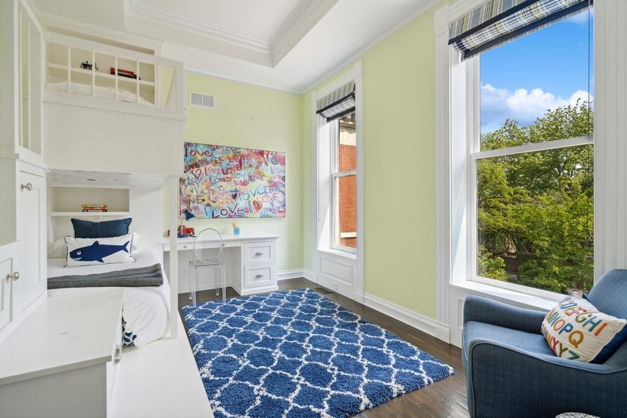 1407 North Hoyne Avenue Chicago IL 60622