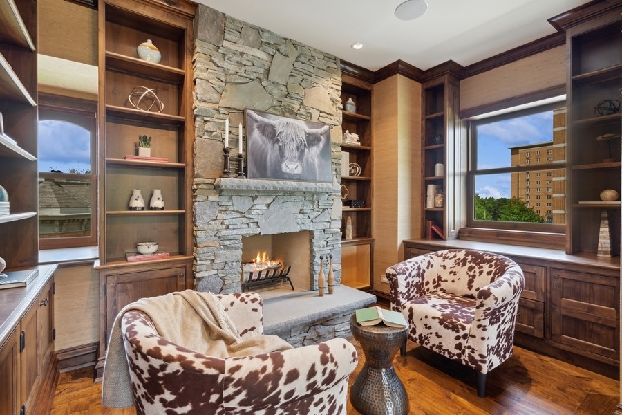 1407 North Hoyne Avenue Chicago IL 60622