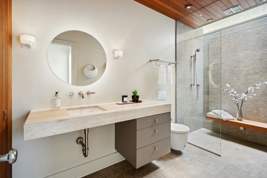 1407 North Hoyne Avenue Chicago IL 60622