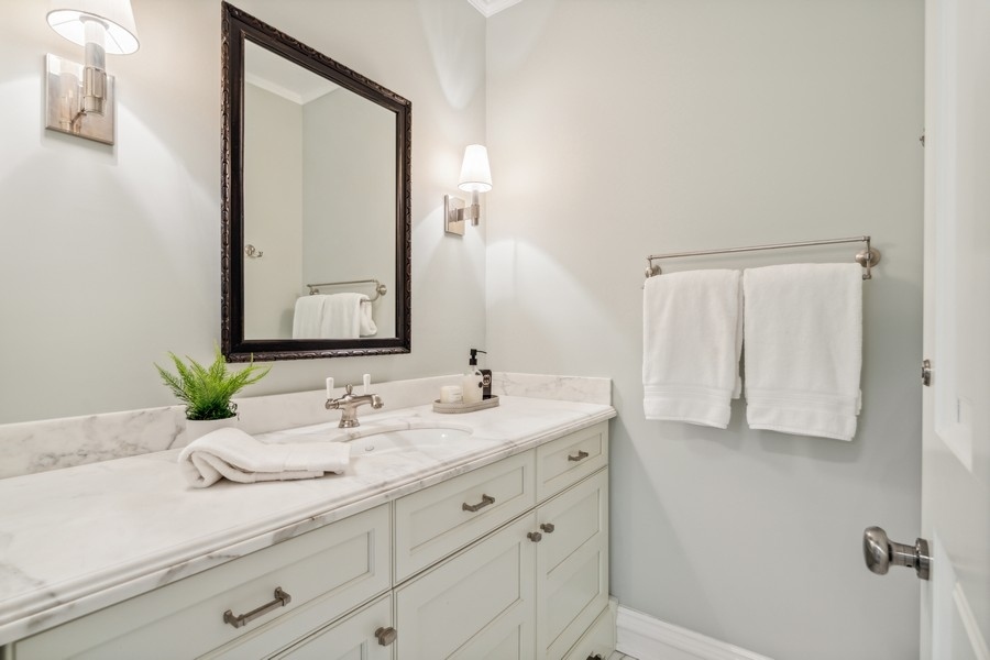 1407 North Hoyne Avenue Chicago IL 60622