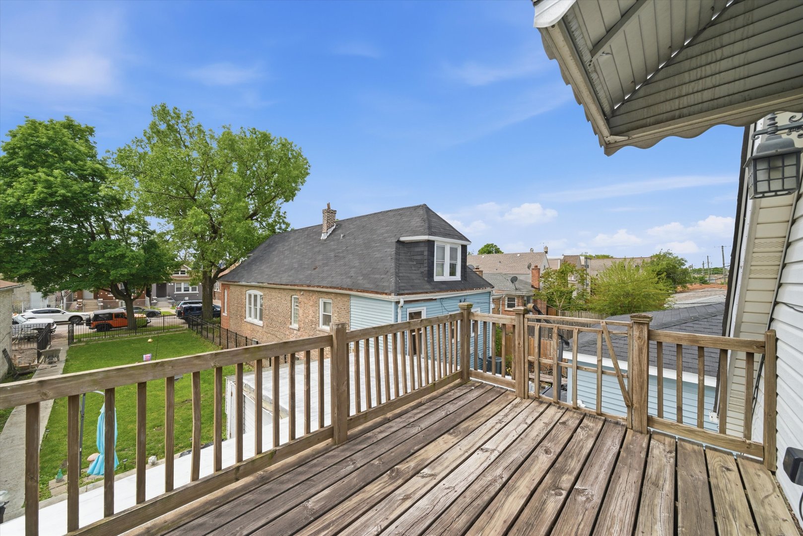 5122 West Bloomingdale Avenue Chicago IL 60639