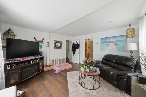 5122 West Bloomingdale Avenue Chicago IL 60639