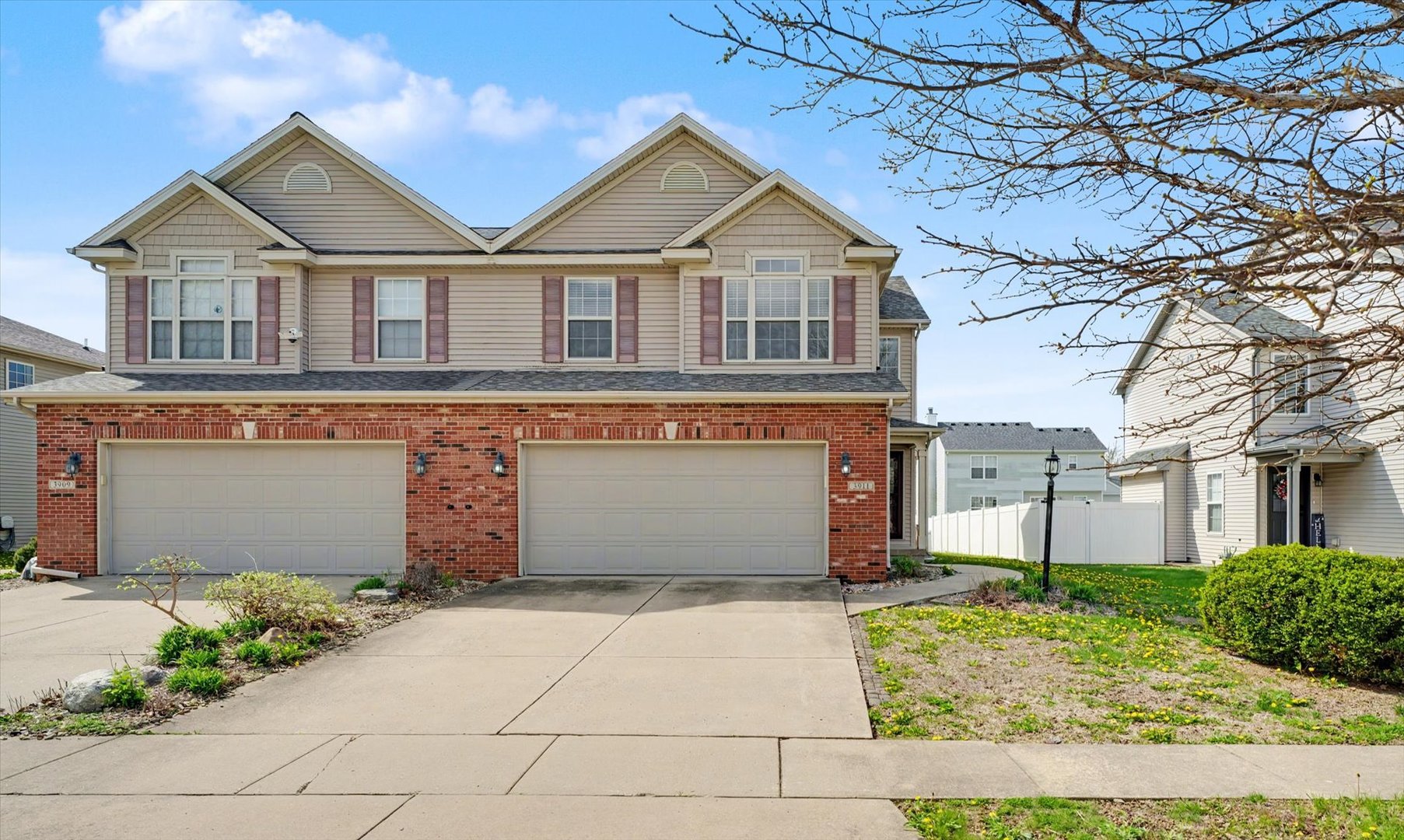 3911 Summer Sage Court Champaign IL 61822