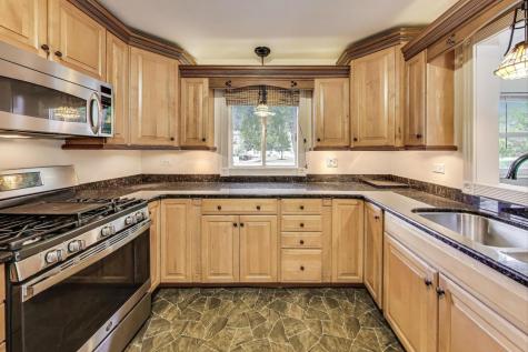7339 South Park Avenue Burr Ridge IL 60527