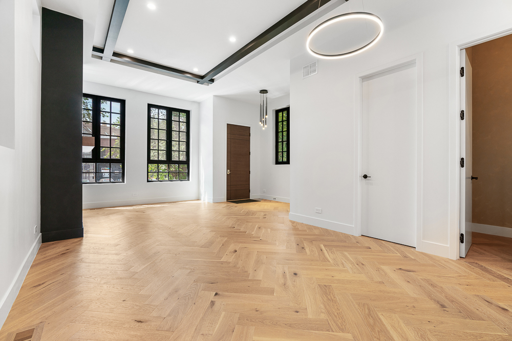 3456 North Claremont Avenue Chicago IL 60657