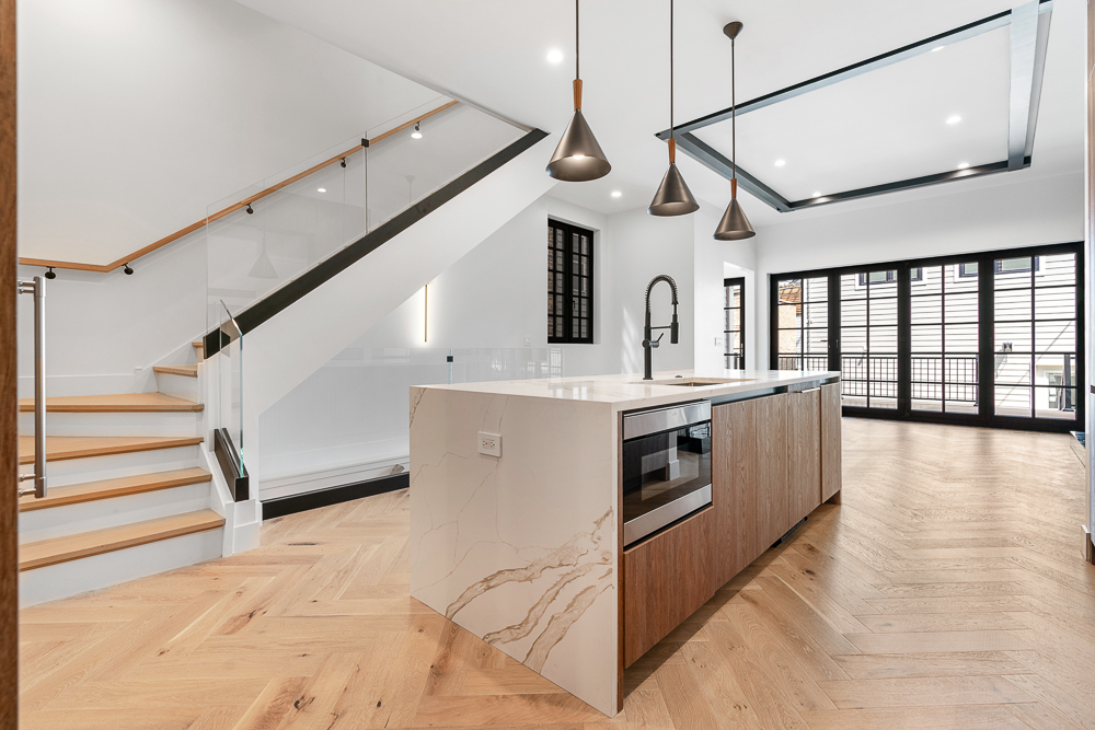 3456 North Claremont Avenue Chicago IL 60657